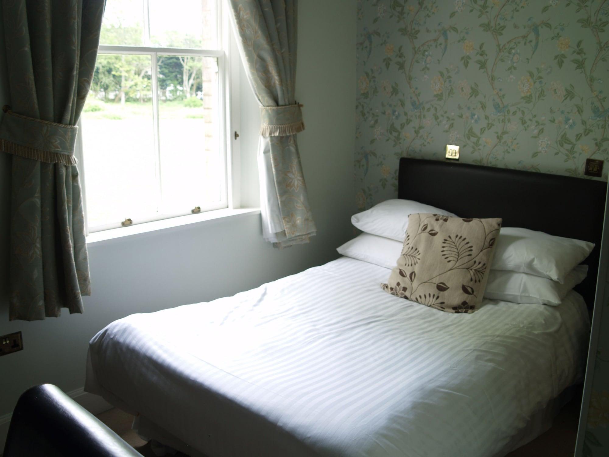 Woodland Manor Hotel Bedford Eksteriør billede