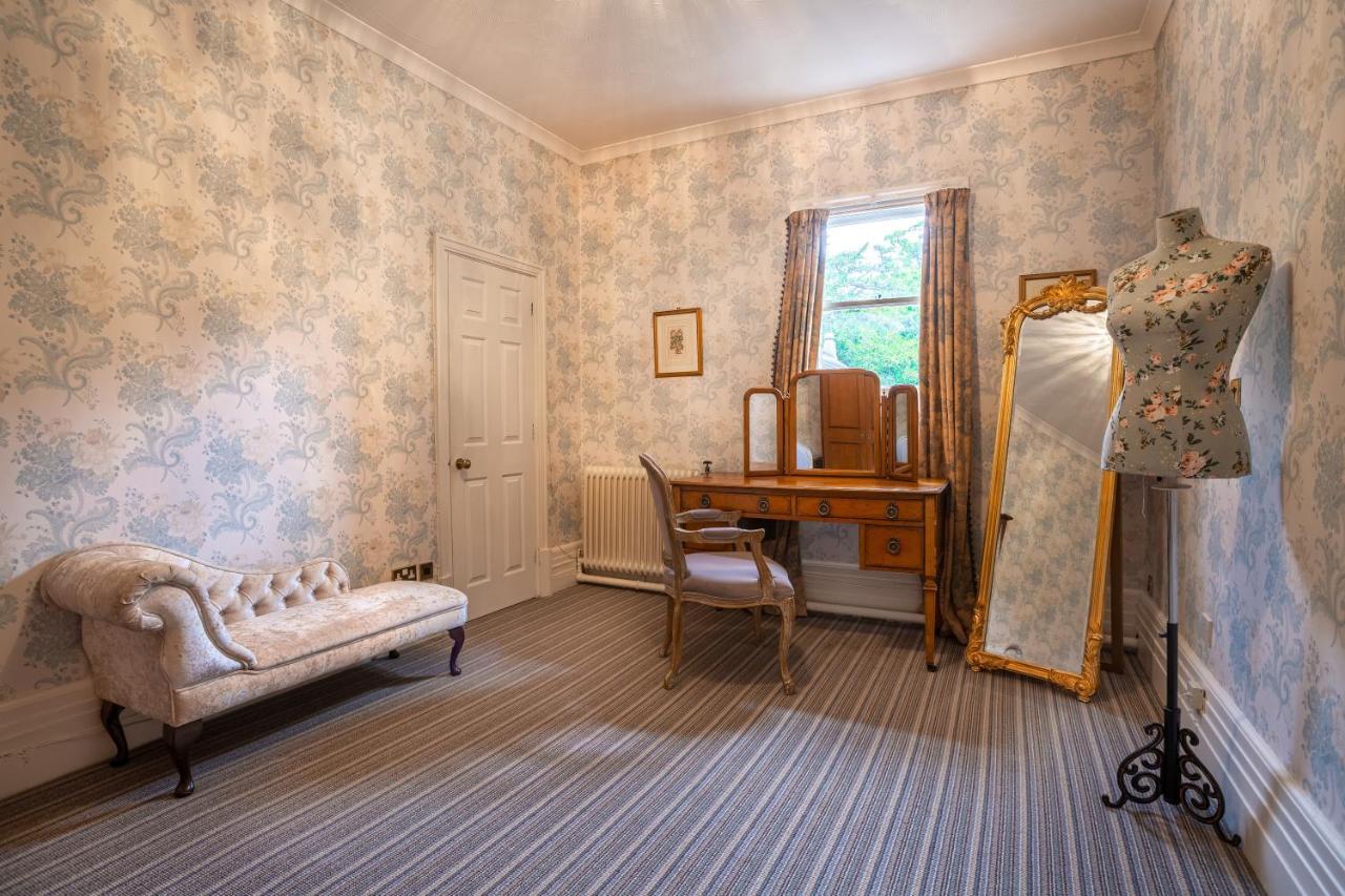 Woodland Manor Hotel Bedford Eksteriør billede