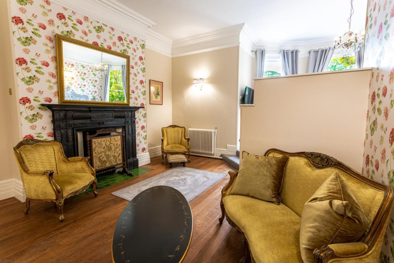 Woodland Manor Hotel Bedford Eksteriør billede