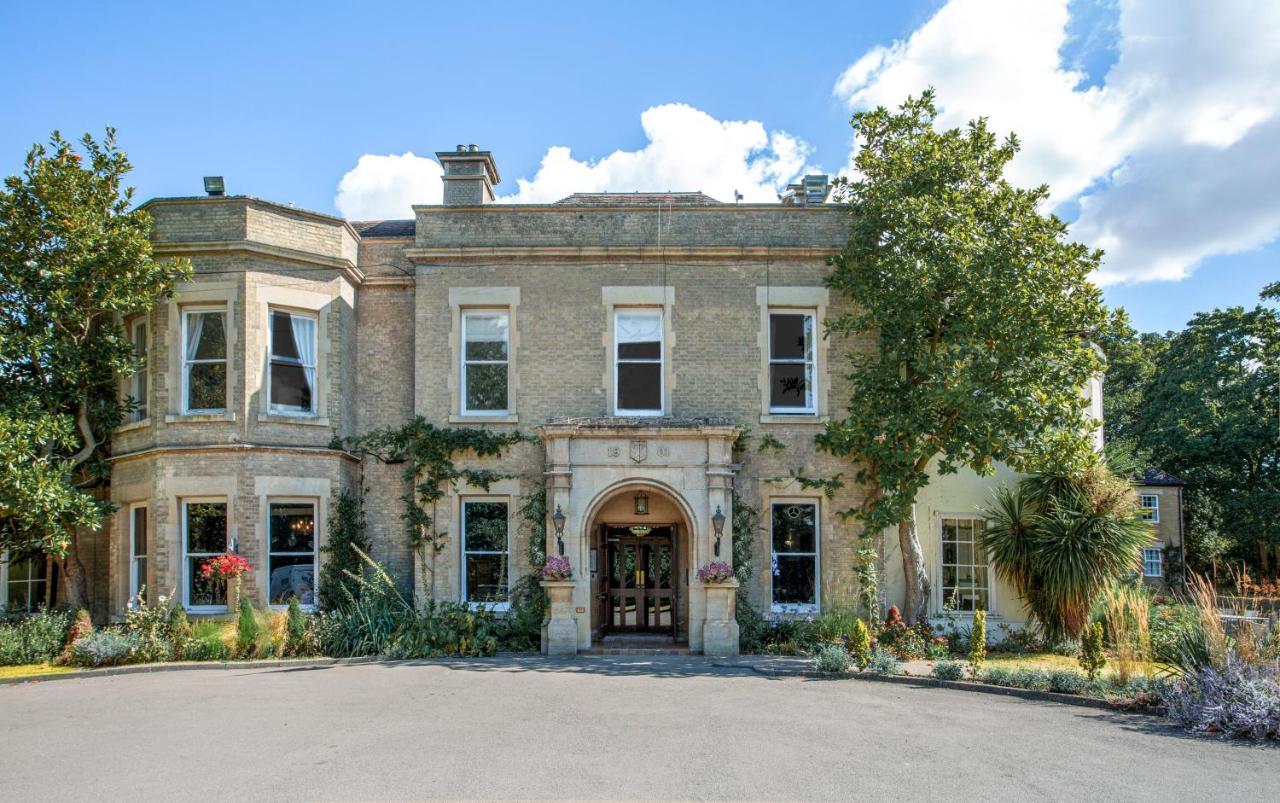 Woodland Manor Hotel Bedford Eksteriør billede