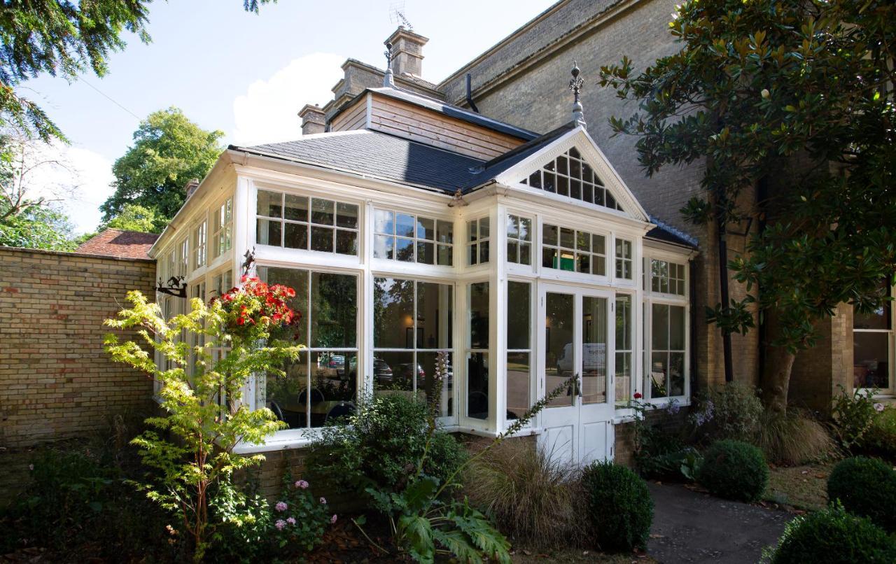 Woodland Manor Hotel Bedford Eksteriør billede