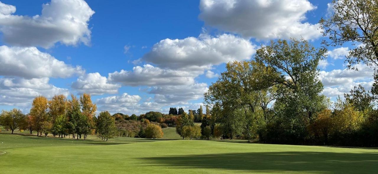Woodland Manor Hotel Bedford Eksteriør billede