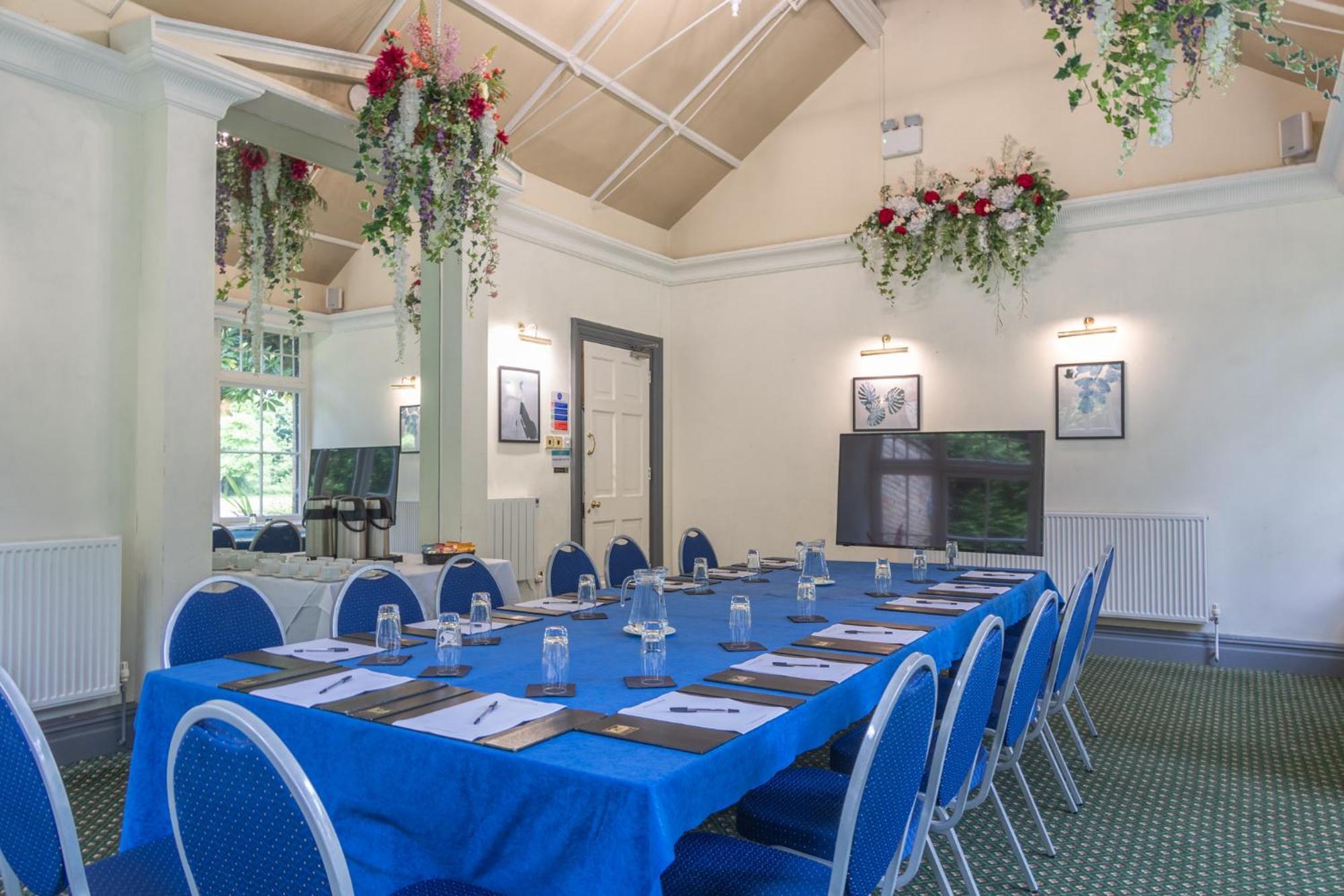 Woodland Manor Hotel Bedford Eksteriør billede