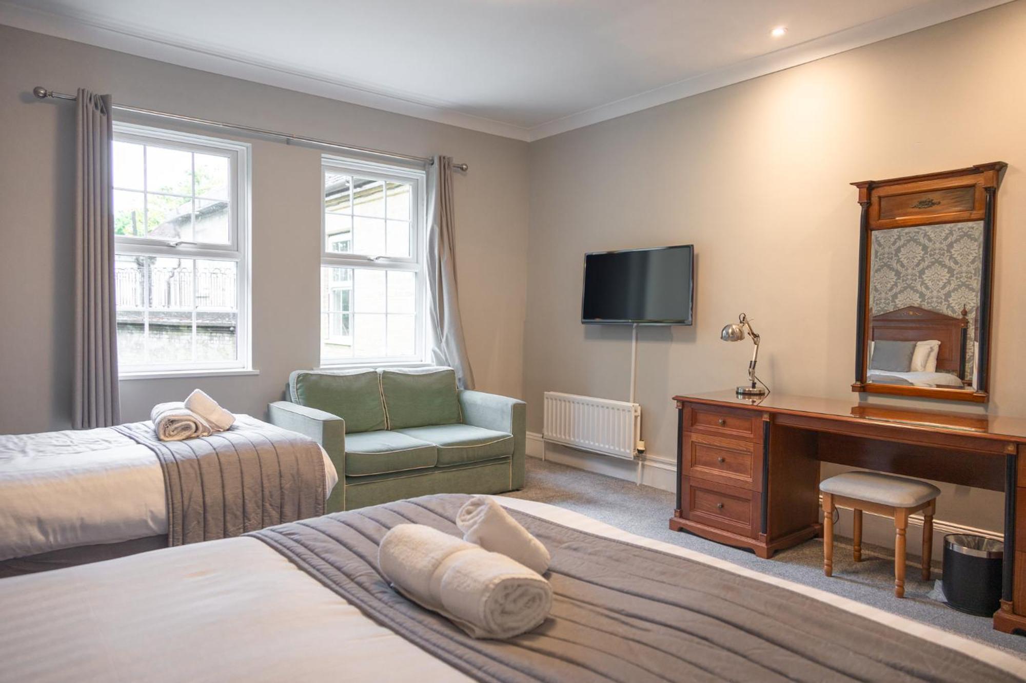 Woodland Manor Hotel Bedford Eksteriør billede