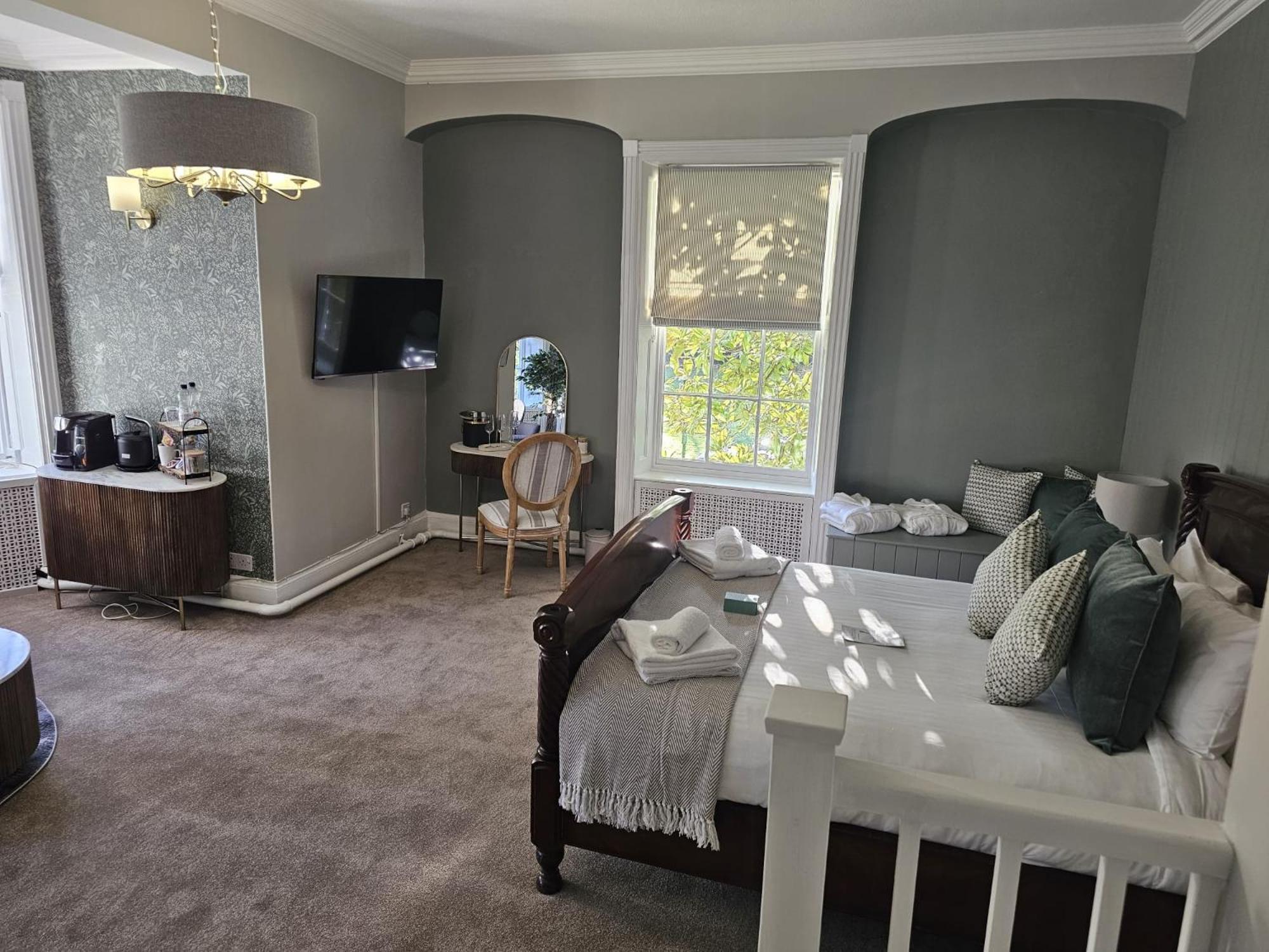 Woodland Manor Hotel Bedford Eksteriør billede